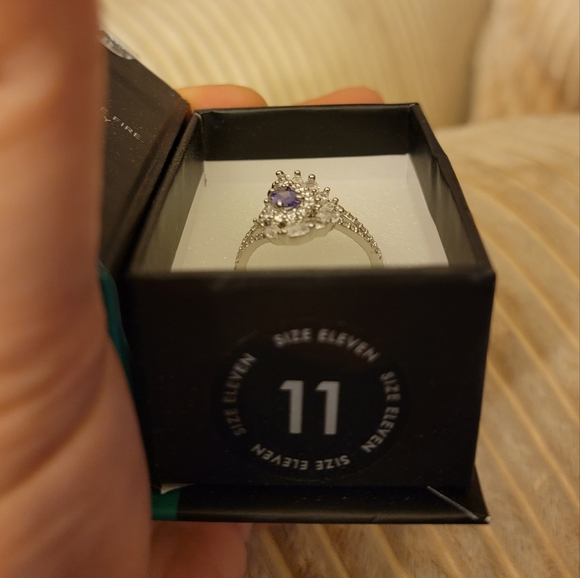 Bomb Party Reign Villian collection Ring Sz 11 NWT - Picture 2 of 3